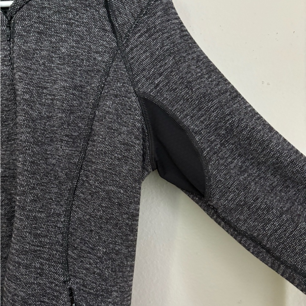Lululemon Think Fast Pullover - Picture 11 of 13